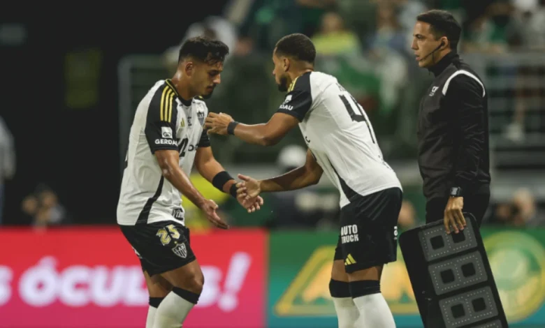 substituído no primeiro tempo por Cuca, Gabriel Menino manda recado nas redes