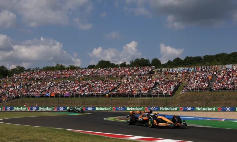 BUDAPEST, HUNGARY - JULY 21: Oscar Piastri of Australia driving the (81) McLaren MCL38 Mercedes
