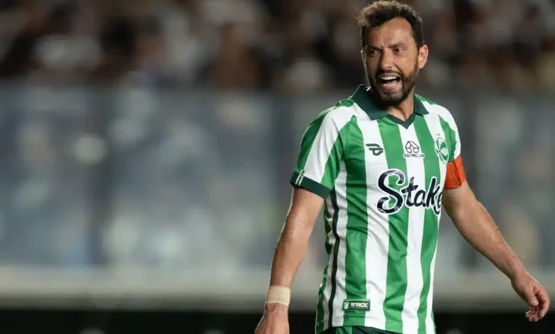 Nenê, do Juventude, avalia adiar aposentadoria e seguir jogando em 2026